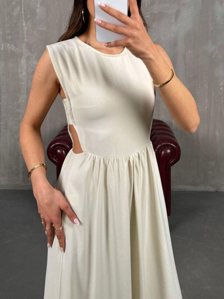 Delina | Cut-Out Maxi Dress
