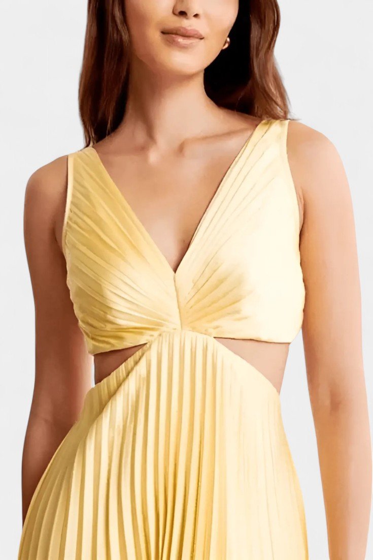 Selena | Sleeveless Pleated Cut-Out Midi Dress
